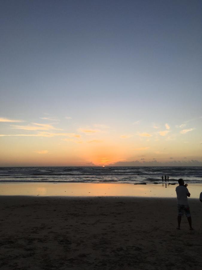 Chale Em Frente A Praia Salvador Exterior foto